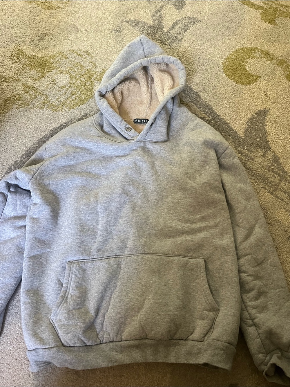 Men's Light Gray Sherpa-Lined Pullover Hoodie